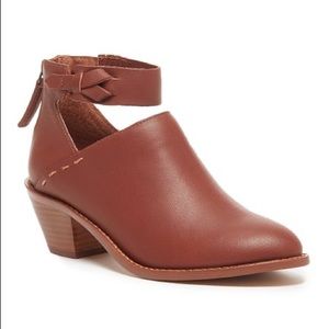 🆕 Kelsi Dagger Brooklyn - Mahogany Kadeeja Leather Cutout Ankle Boot - size 5.5